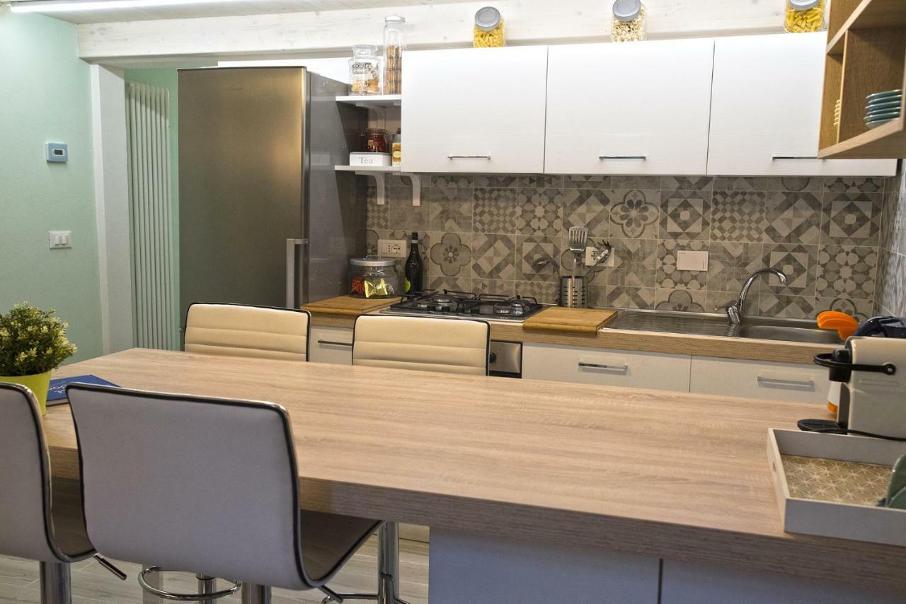 Borgonuovo Apartments โบโลญญา ภายนอก รูปภาพ