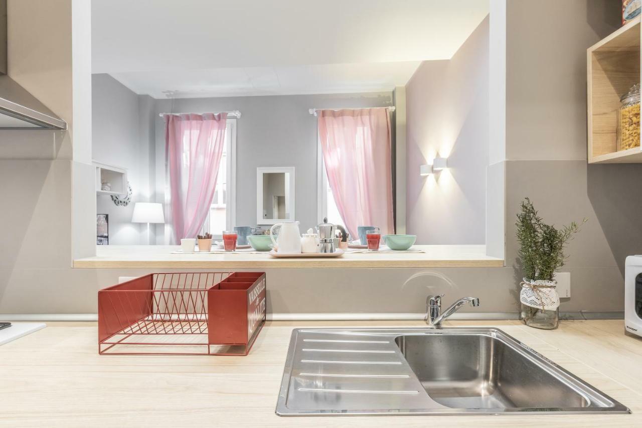 Borgonuovo Apartments โบโลญญา ภายนอก รูปภาพ